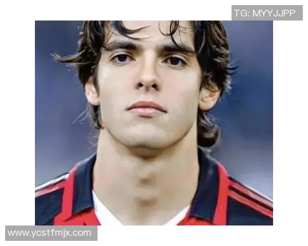 足球明星卡卡的纹身故事与背后的深刻意义解析